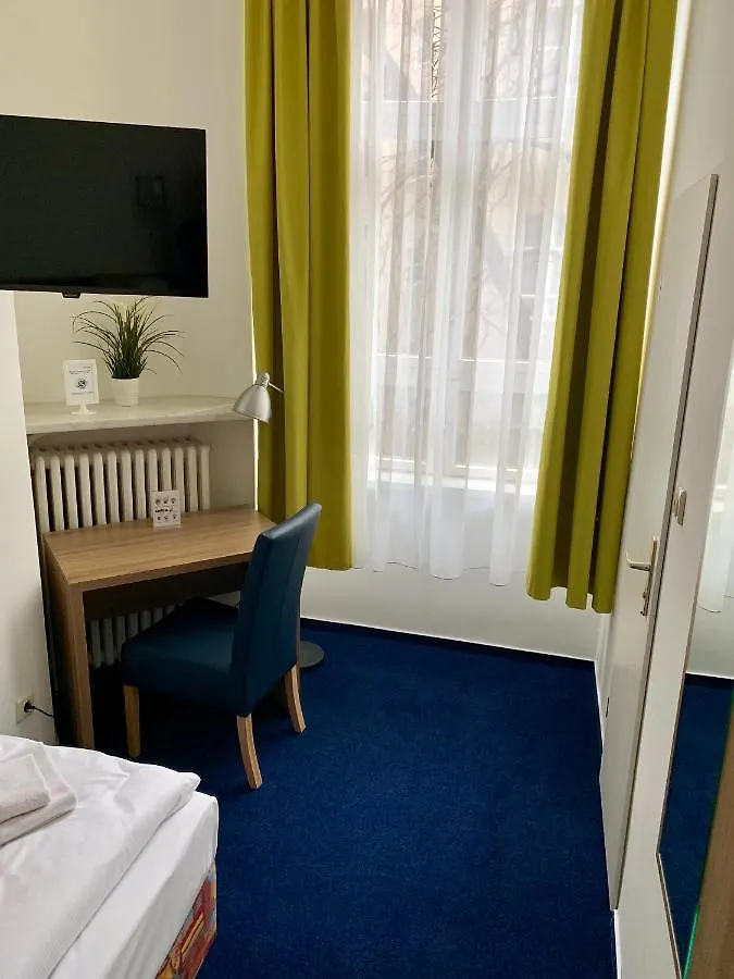 Hotel Seifert Berlin Am Kurfuerstendamm 3*,