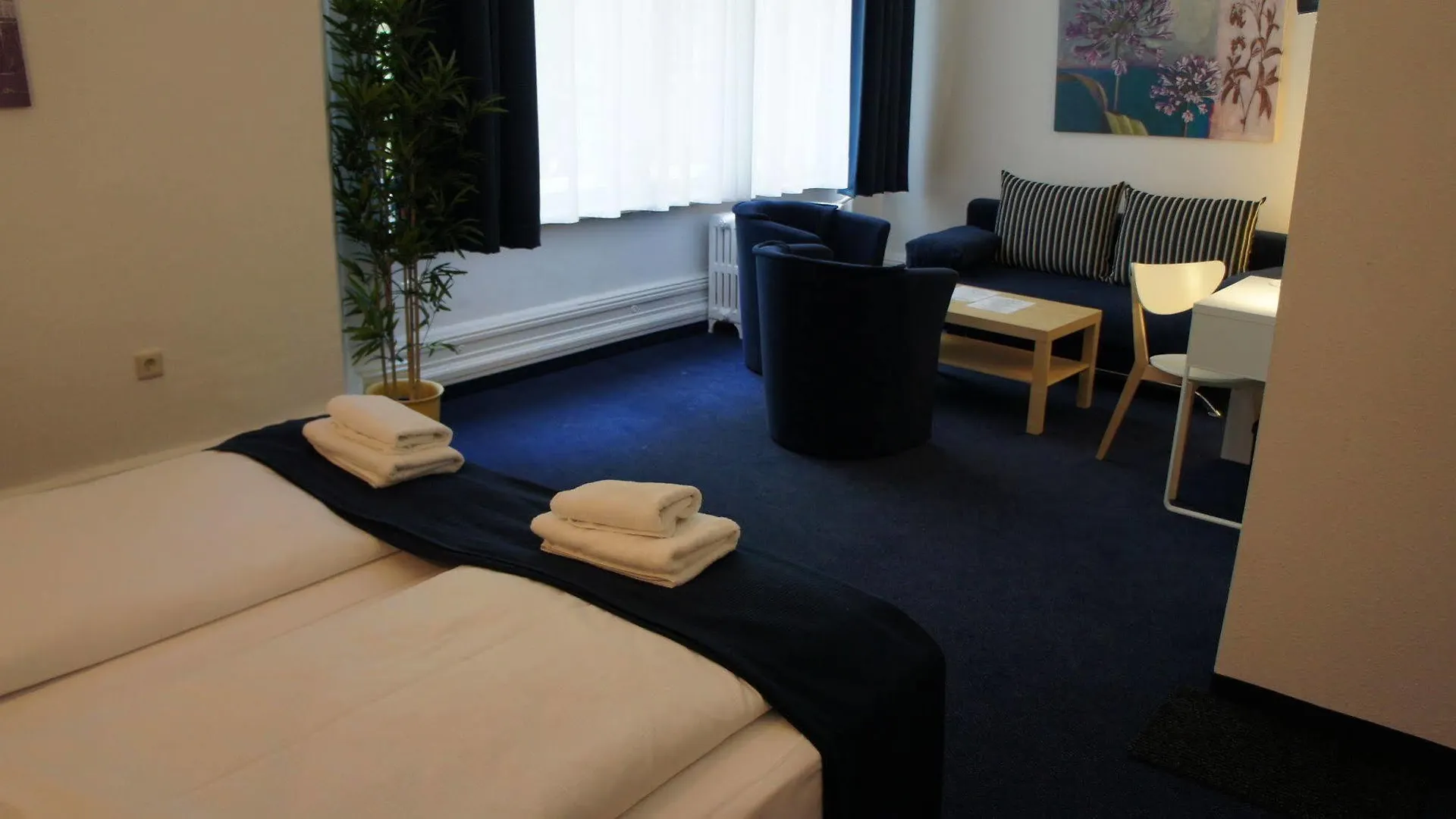 Hotel Seifert Berlin Am Kurfuerstendamm 3*,  Németország