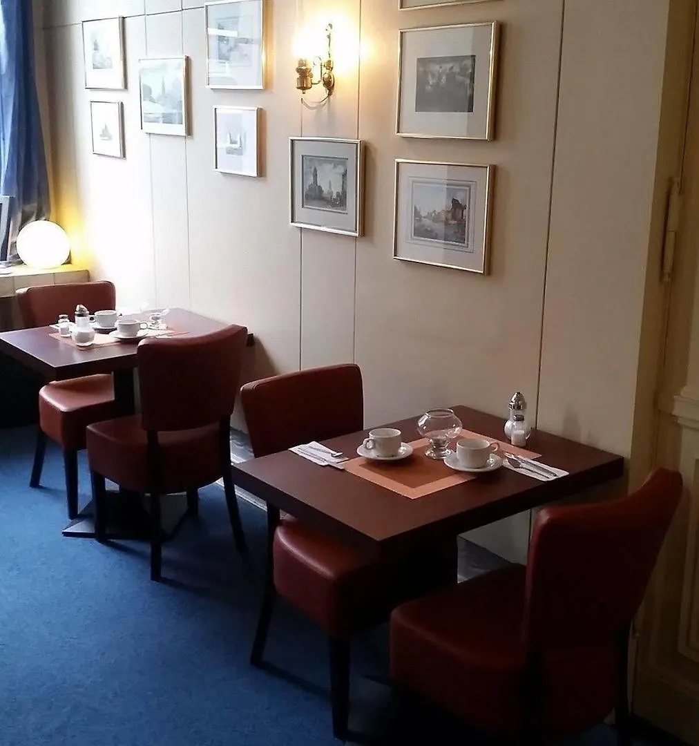 Hotel Seifert Berlin Am Kurfuerstendamm 3*,